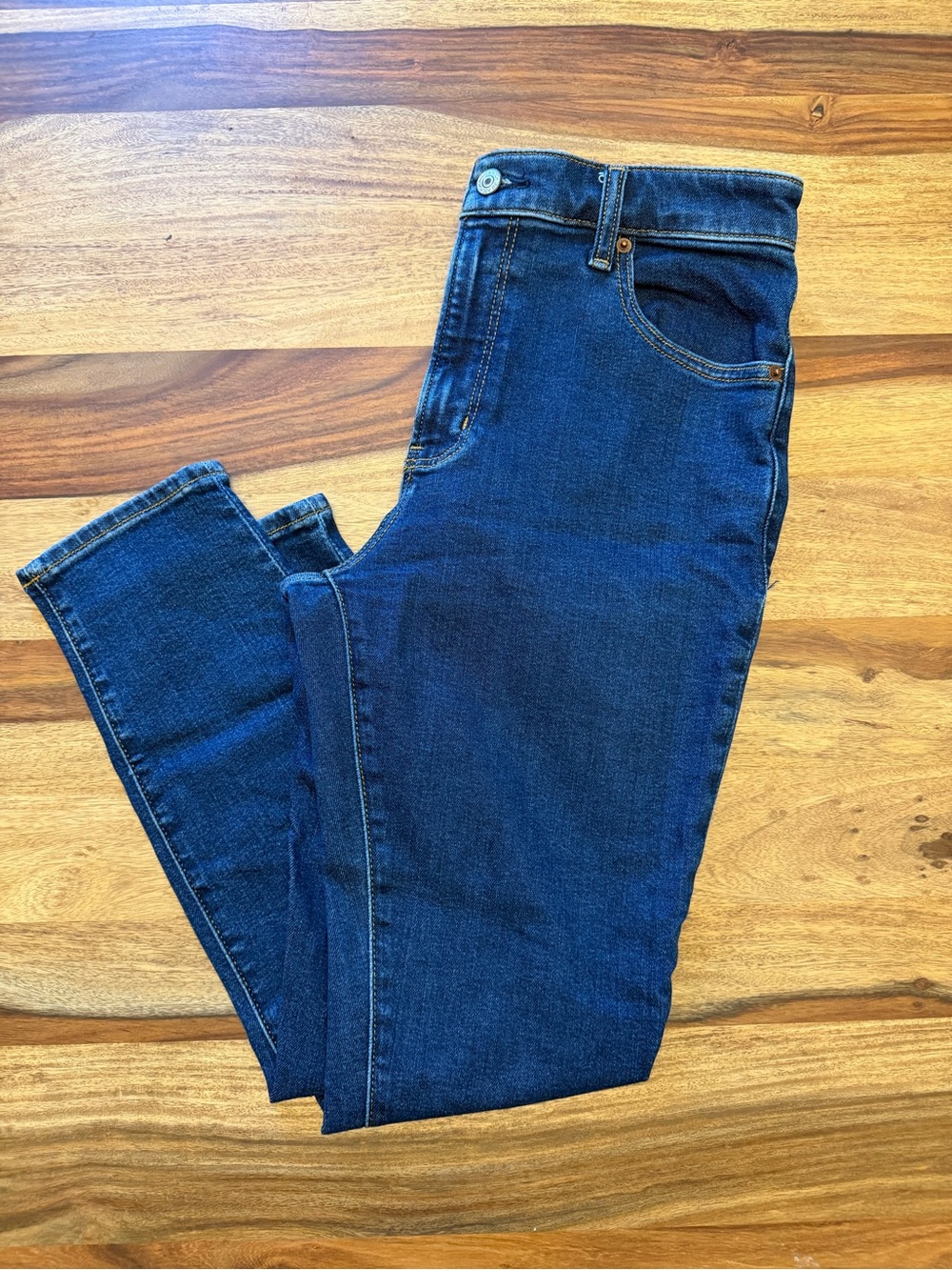 Abercrombie Women’s Skinny Jeans - 6 short